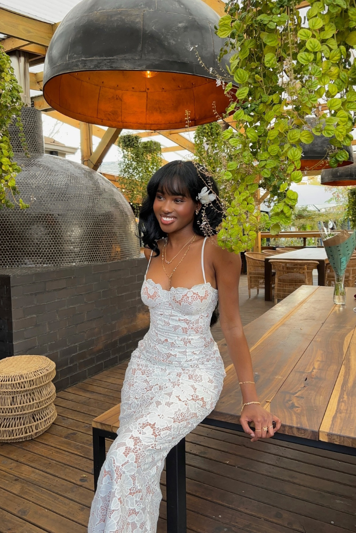 Evangeline | Robe longs spetz