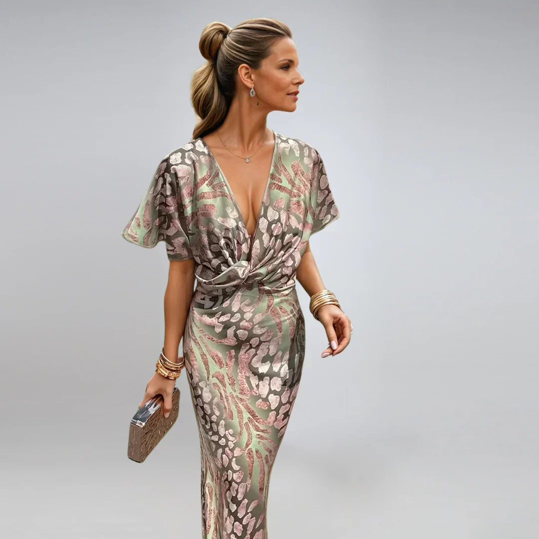 Kelsey - Robe longue avec décolleté en v et détail torsadé